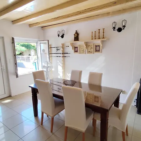 Wisteria Dom wakacyjny *