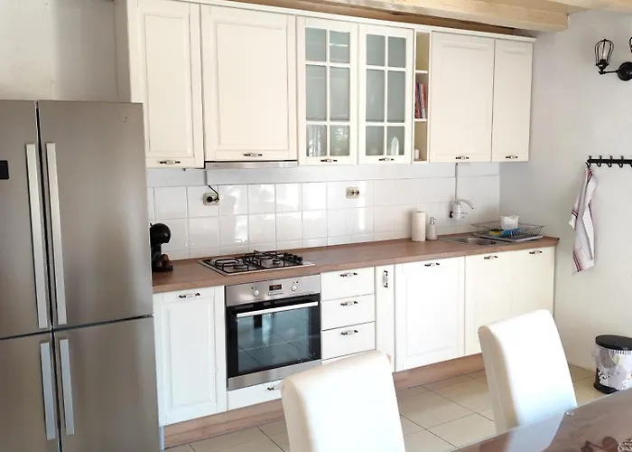 Wisteria * Rogoznica